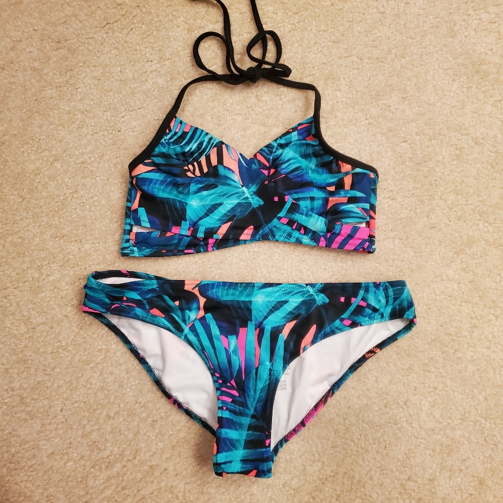 Victoria Secret PINK swimsuit. Size small